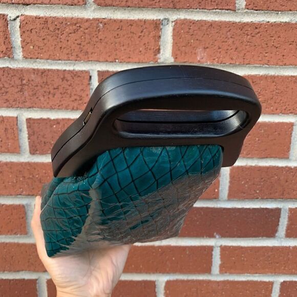 Handmade Genuine Patent Leather Check Print Wooden Frame Pouch/Crossbody - Picture 7 of 16